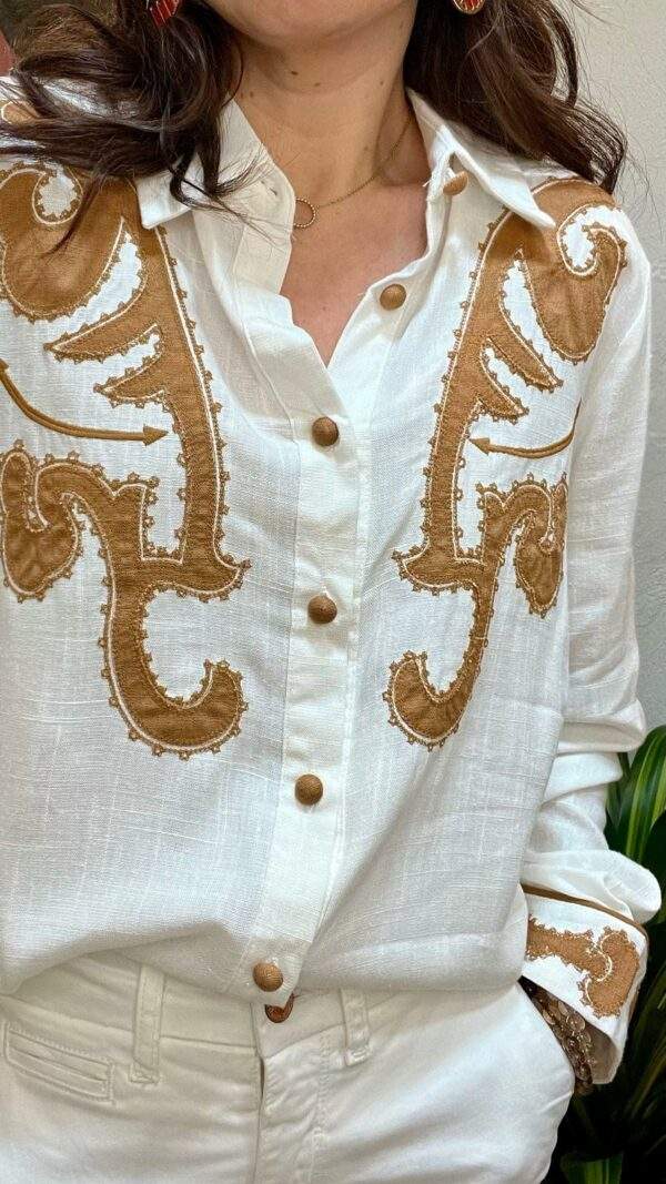 Chemise brodée viscose et lin ROSA  – Image 2