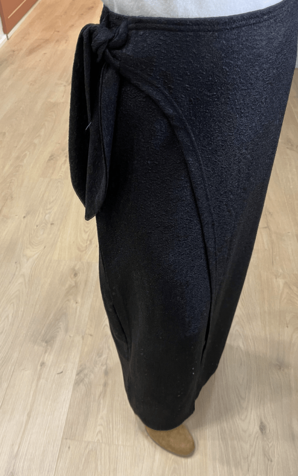 Jupe JOSEPHYNA noire – Image 2