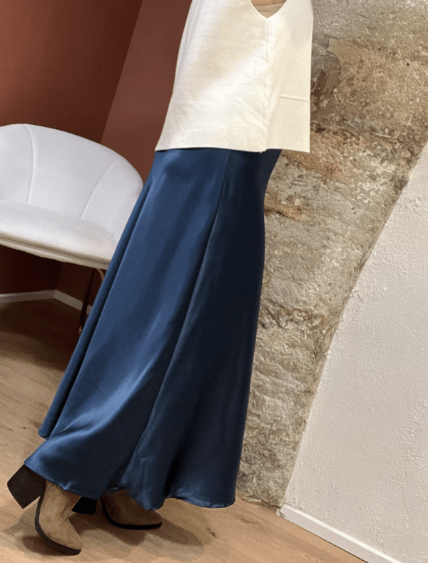 Jupe satinée COLETTE indigo – Image 2