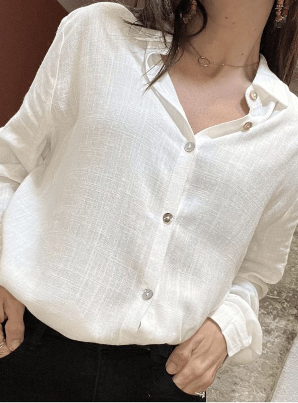 Chemise ajustée en lin – ANA – Blanche – Élégance intemporelle