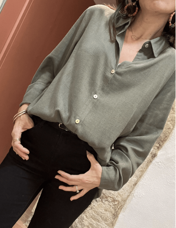 Chemise basique ajustée en lin et en coton ANA kaki