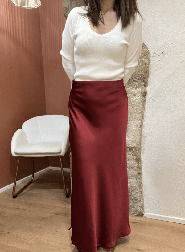 Jupe satinée ALMA rouge – Image 3