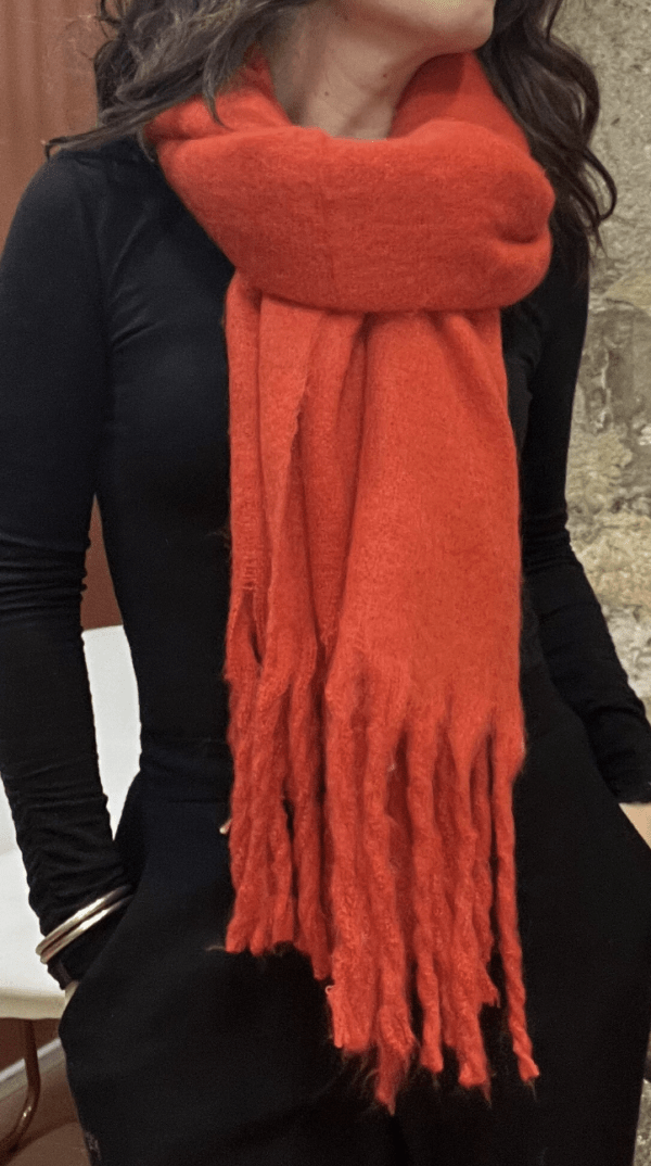 Écharpe rectangulaire élégante YSÉE rouge – Image 2