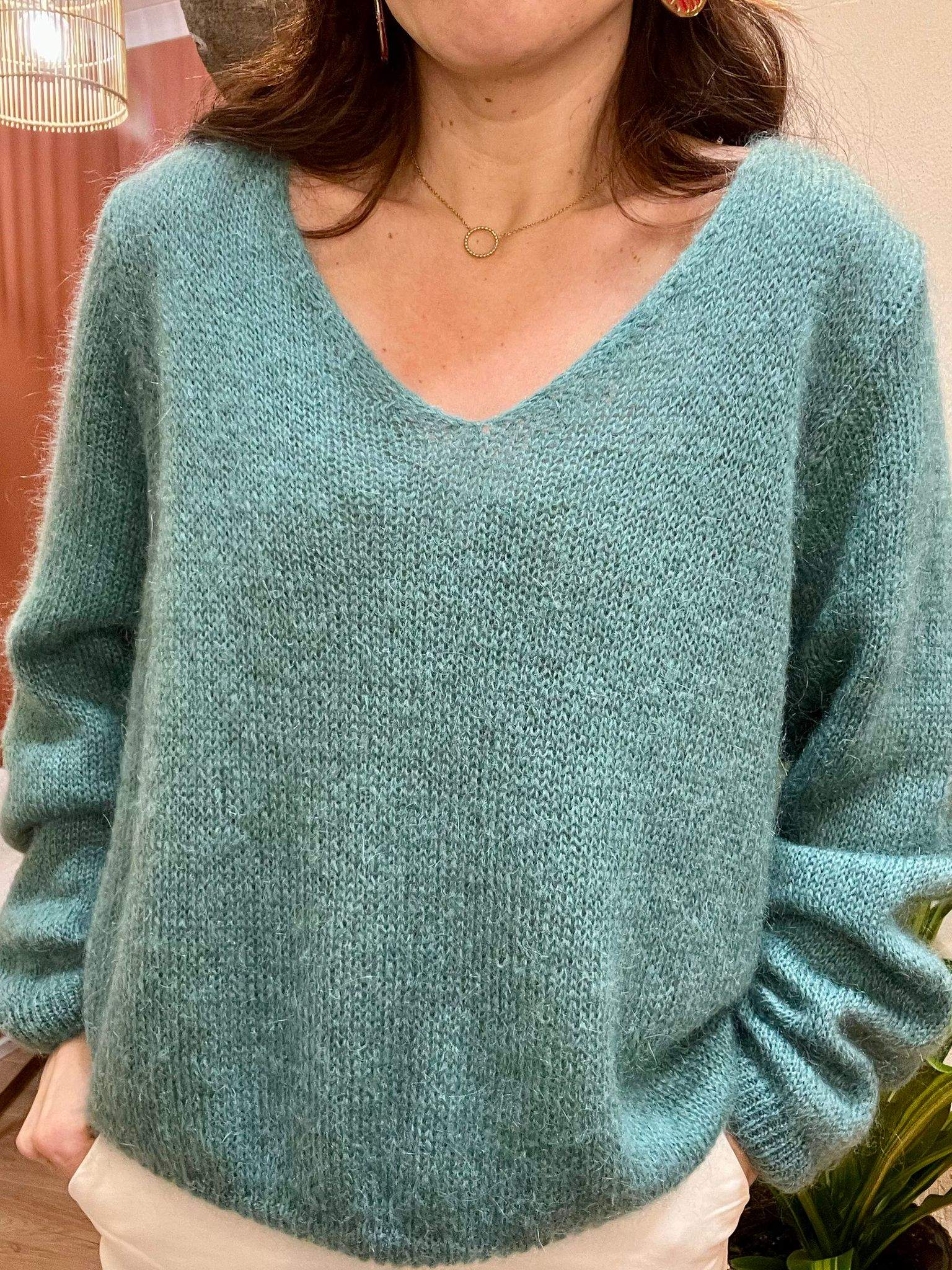 Pull col V JOSH céladon - Taille Unique – Image 2