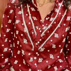 Chemise en coton brodé avec détails en dentelle MOLLIE rouge