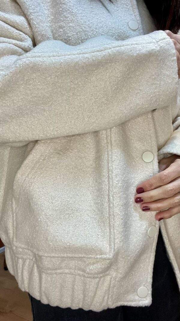 Veste bouclette TEDDY écrue – Image 4