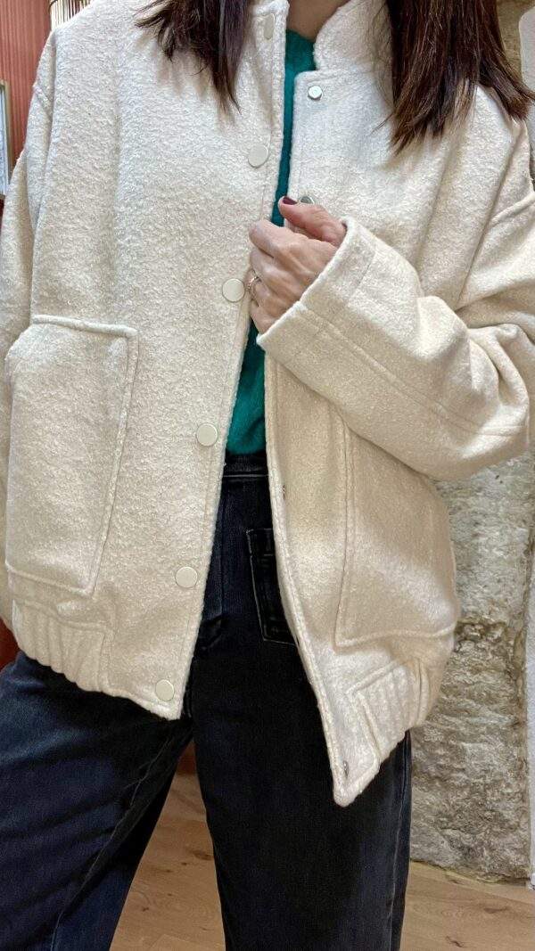 Veste bouclette TEDDY écrue – Image 6