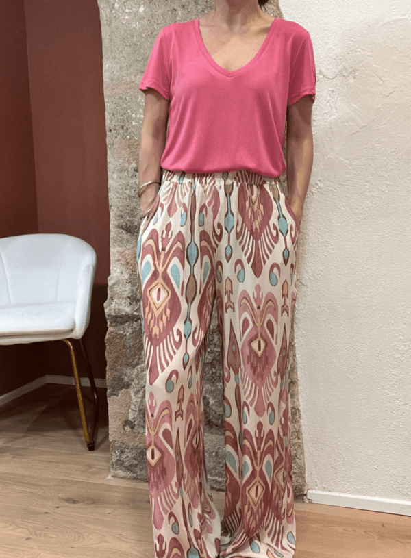 T-shirt cupro col V GASPARD fuchsia – basique élégant à manches courtes – Image 2