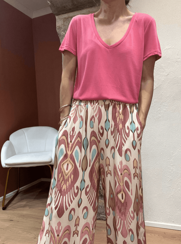 T-shirt cupro col V GASPARD fuchsia – basique élégant à manches courtes