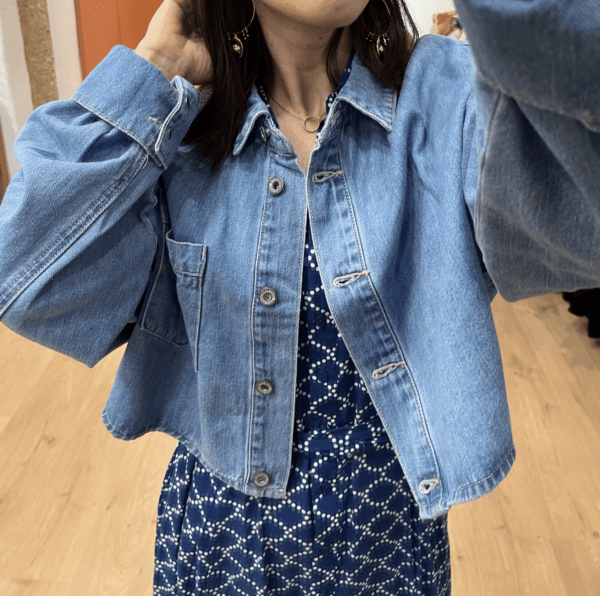 Veste en jean oversize courte MIA – 100% coton – Bleu clair