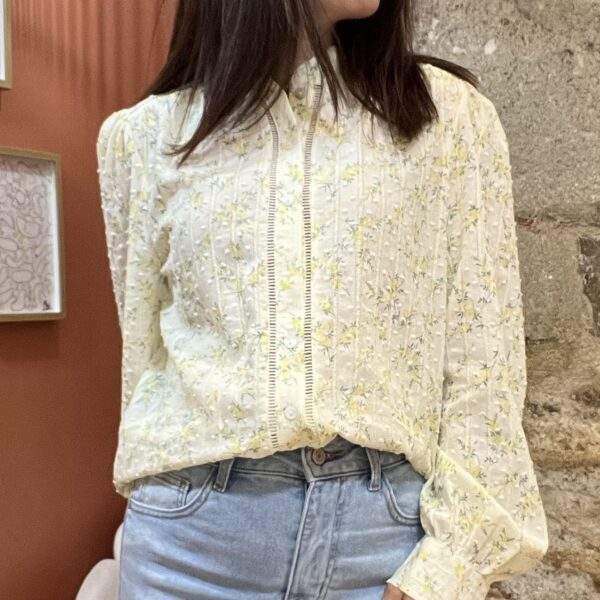 Chemise FLORE – Broderie florale texturée