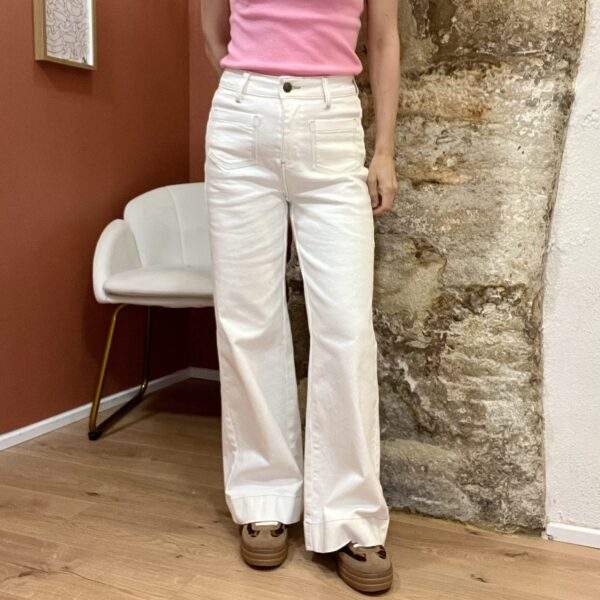 Jean GASPARETTE – Coupe wide – Blanc cassé & surpiqûres camel – Image 4