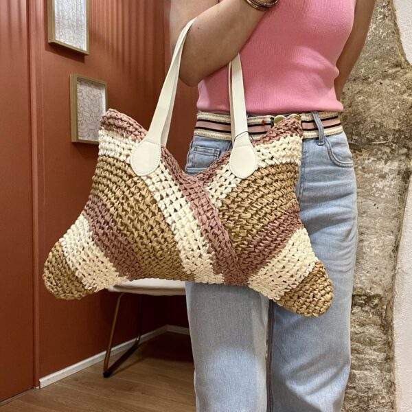 Sac en paille ROSITA – Rose, beige et taupe – Anses en cuir blanc – Image 2