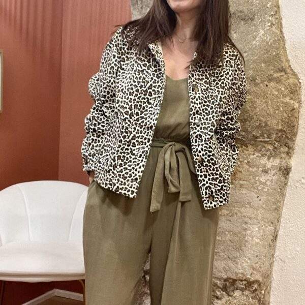 Veste léopard SELENA – L'imprimé sauvage au service de votre style – Image 7