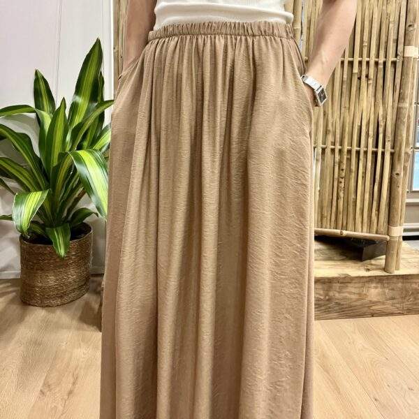 Jupe fluide camel LISE – Image 2