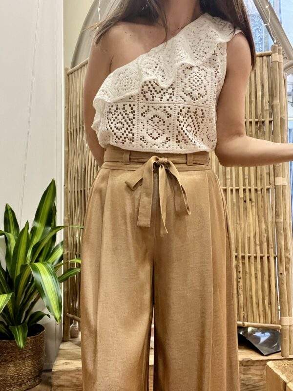 Pantalon flare PALICO Camel – Taille haute, lien à nouer, matière douce – Image 4