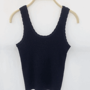 Top côtelé noir ALIX – Col arrondi – Style casual chic