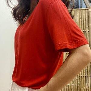 T-shirt rouge YUNA – Tissu doux & effet lumineux