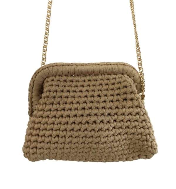 Sac en Crochet Camel – Chaîne dorée élégante